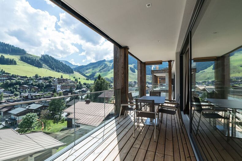 Unser Apartment Deluxe mit 3 Räumen bietet Platz für 8 Personen.